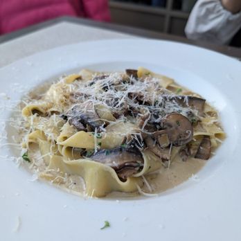 Ferrovia Ristorante - Italian Near Me - Thornhill, Ontario