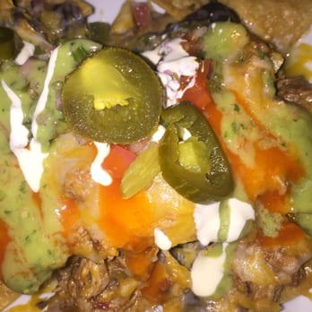 Roxanne's - Nachos up close. - Lounges Near Me - Long Beach, California