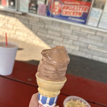 Chick-N-Dip - Not just chicken!!! Soft serve ice cream as well!!! - American Near Me - Hampshire, Illinois
