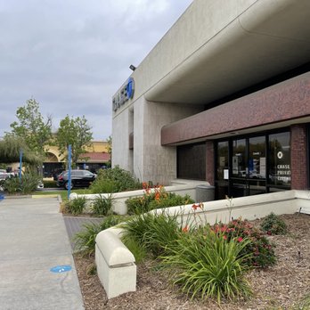 Chase Bank - Banks & Credit Unions Near Me - Temple City, California