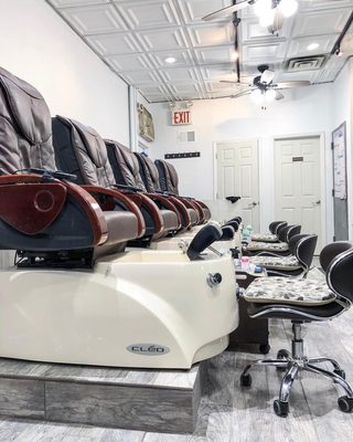 Allure Nail Salon by null