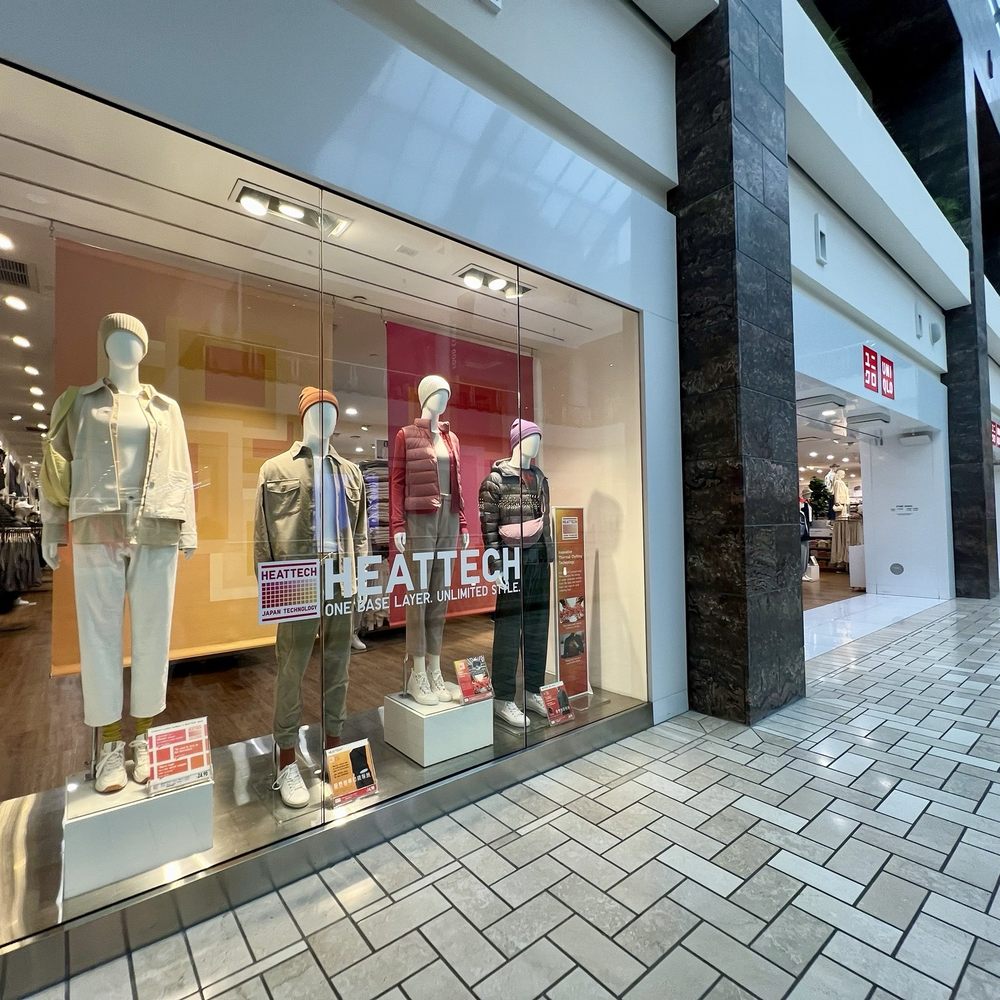 Uniqlo - Women's Clothing Near Me - Tysons, Virginia Uniqlo - Women's Clothing Near Me - Tysons, Virginia