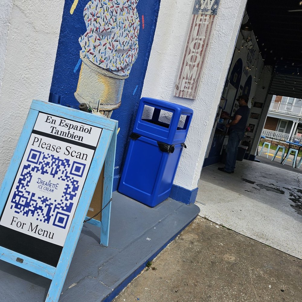 Dreamette Ice Cream Springfield - Menu and mural - Ice Cream & Frozen Yogurt Near Me - Jacksonville, Florida Dreamette Ice Cream Springfield - Menu and mural - Ice Cream & Frozen Yogurt Near Me - Jacksonville, Florida