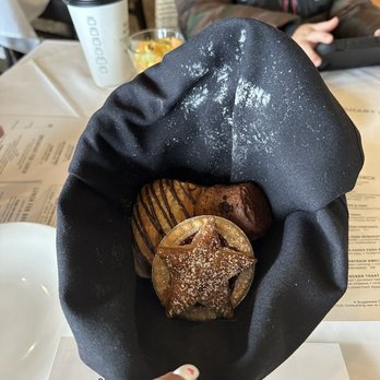 Chart House - Pastries - Soup Near Me - Lake Charles, Louisiana