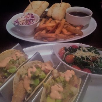 Seasons 52 - New American Near Me - Phoenix, Arizona