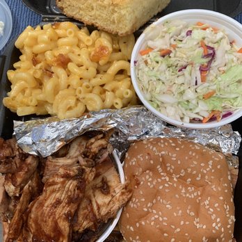 Tennessee's Real BBQ  Real Fast - Pulled bbq chicken sandwich, coleslaw, Mac n cheese, and cornbread. - Barbeque Near Me - Peabody, Massachusetts