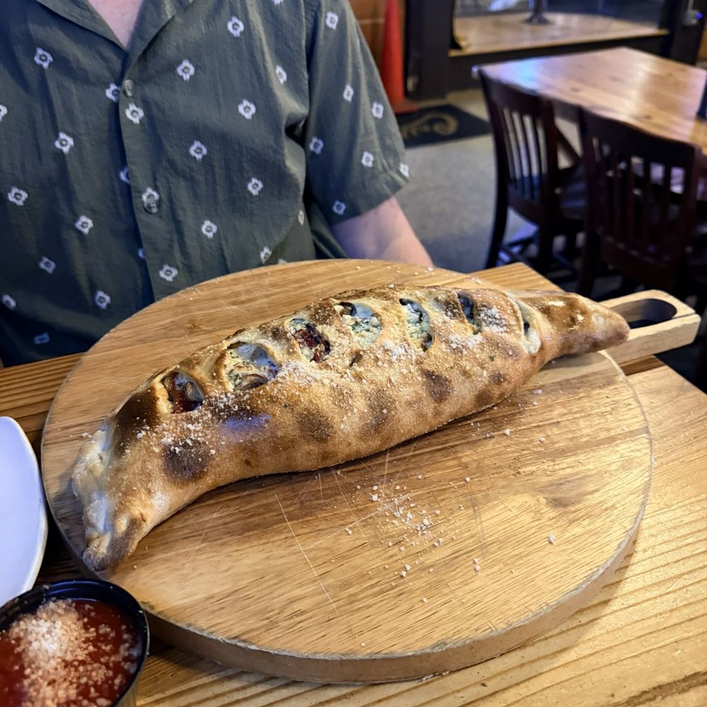 Build Your Own (Calzone) Build Your Own (Calzone)