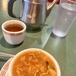 Tin Sing Restaurant - Hot and sour soup and hot tea.