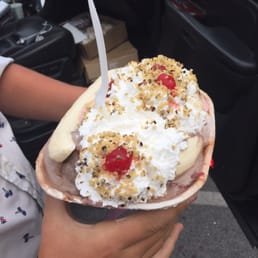 Banana split. Banana split.