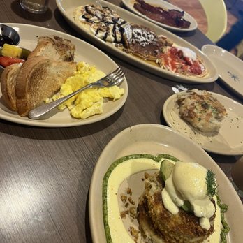 Snooze, an A.M. Eatery - Parmesan-Panko Crab Cake Benedict*Kids Scrambled Eggs and Toast*Pancake Flight Customized Bacon But Different Hash Browns - Breakfast & Brunch Near Me - Phoenix, Arizona Snooze, an A.M. Eatery - Parmesan-Panko Crab Cake Benedict*Kids Scrambled Eggs and Toast*Pancake Flight Customized Bacon But Different Hash Browns - Breakfast & Brunch Near Me - Phoenix, Arizona