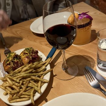 Squable - Steak tartare - Modern European Near Me - Houston, Texas