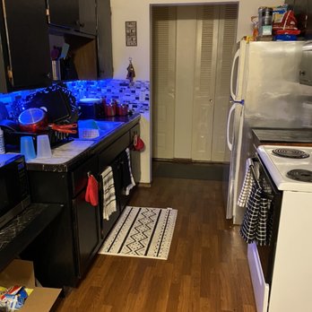 Weekleen Cleaning Service - Basic Kitchen cleaning - Home Cleaning Near Me Weekleen Cleaning Service - Basic Kitchen cleaning - Home Cleaning Near Me