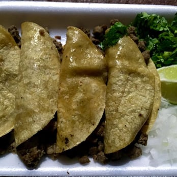 Truck N' Taco - Bistek tacos - Food Trucks Near Me