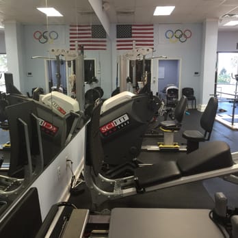 Bleu Physical Therapy - New equipment and clean office - Physical Therapy Near Me - Alhambra, California