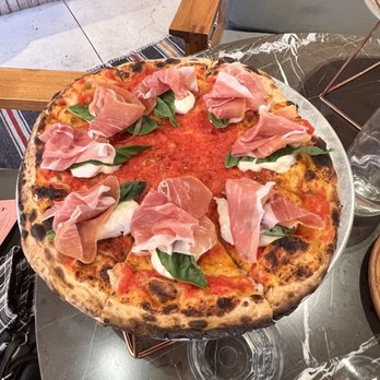 Kassi Beach - Burrata Pizza with Prosciutto - Italian Near Me - Las Vegas, Nevada