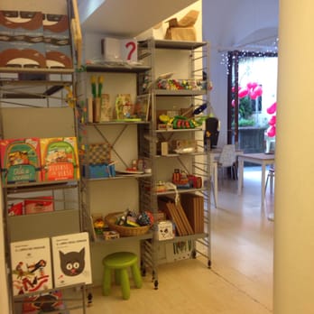Sit'N'Breakfast - Bookstores Near Me - Florence, FI Sit'N'Breakfast - Bookstores Near Me - Florence, FI