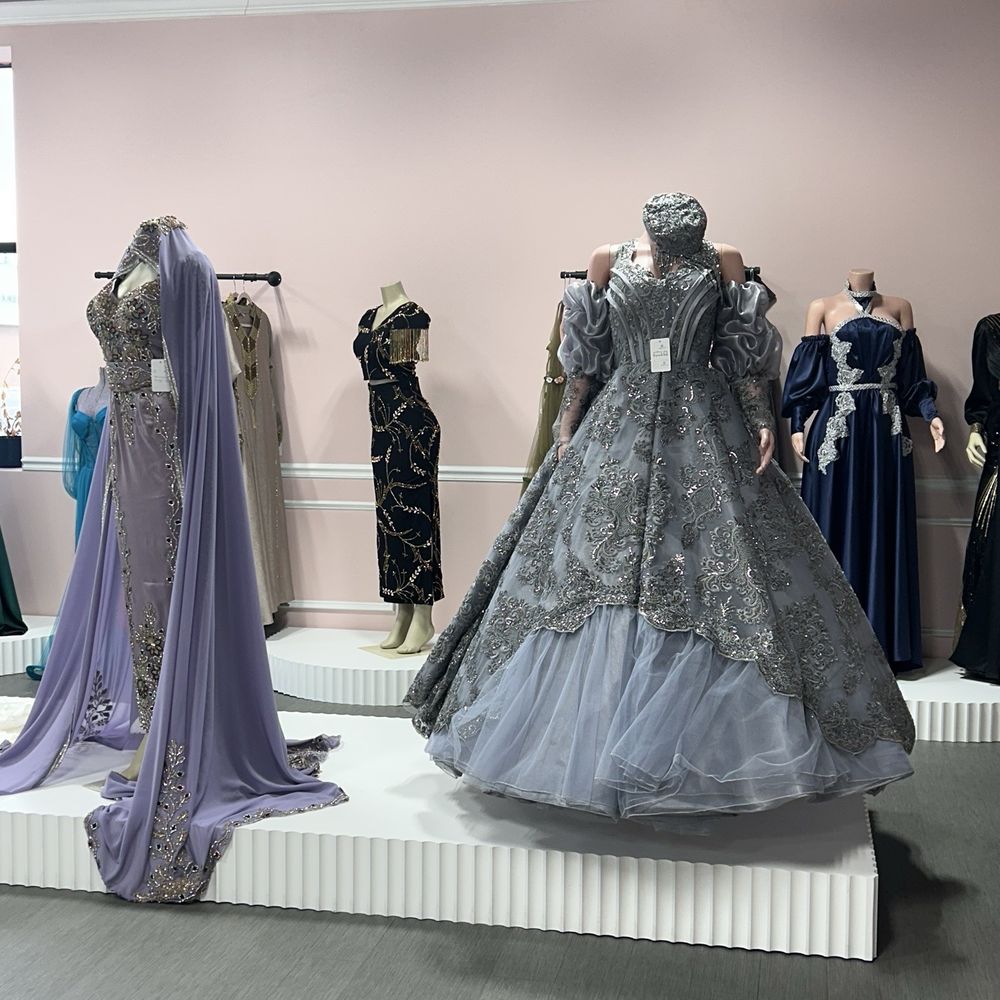 RKALLIZ Cosmetics - The handmade dresses! - Hair Salons Near Me - Dearborn, Michigan RKALLIZ Cosmetics - The handmade dresses! - Hair Salons Near Me - Dearborn, Michigan