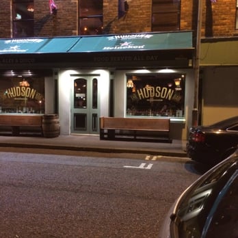 The Hudson Bar - Bars Near Me - Belfast, BFS