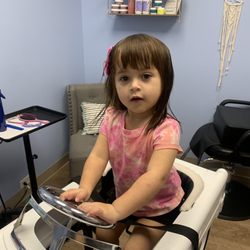 Littles Hair Lounge - Haircut for my 2 year old