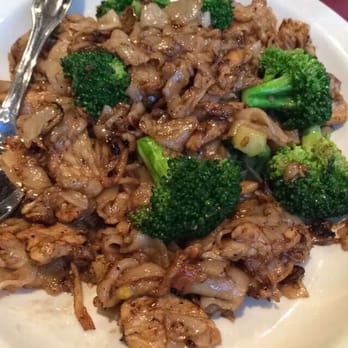 Rom Mai Thai - Thai Near Me - Seattle, Washington