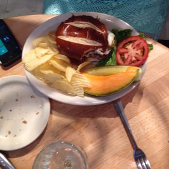 The Greenery Restaurant - Burgers that make taste buds go wowza!! - American Near Me - Ogden, Utah