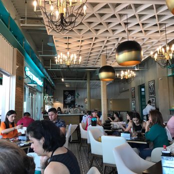La Uno Cocina de Mar - Dining area - Seafood Near Me - McAllen, Texas La Uno Cocina de Mar - Dining area - Seafood Near Me - McAllen, Texas
