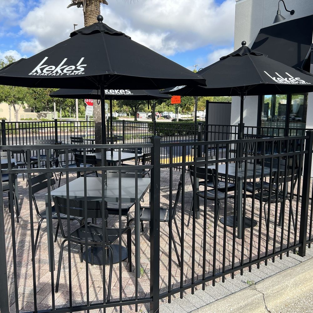 Keke's Breakfast Cafe - There is a nice seating area outside the restaurant. No one used it on this visit. - Breakfast & Brunch Near Me - Jacksonville, Florida Keke's Breakfast Cafe - There is a nice seating area outside the restaurant. No one used it on this visit. - Breakfast & Brunch Near Me - Jacksonville, Florida