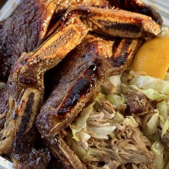 Top Restaurant - Short rib & kalua pork with rice and mac salad - Indonesian Near Me - Pasadena, California