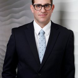 Richmond Oral & Cosmetic Surgeons - Dr. John Bloom
