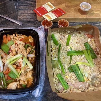 Monora Thai - Cerritos - Cashew Nut Chicken Pork Fried Rice - Thai Near Me - Cerritos, California