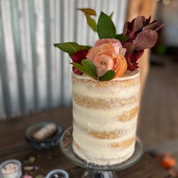 Wow Factor Floral - Floral Designers Near Me - Kyle, Texas