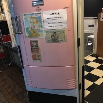 Cool Cat Cafe - Burgers Near Me - Kihei, Hawaii
