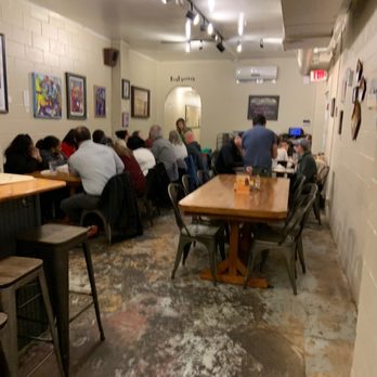 Brother Juniper's - dining room with coffee barista in the middle - Breakfast & Brunch Near Me - Memphis, Tennessee