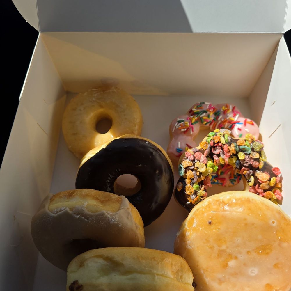 Donuts & Coffey - Raised and mochi donuts - Donuts Near Me - Roseville, California Donuts & Coffey - Raised and mochi donuts - Donuts Near Me - Roseville, California