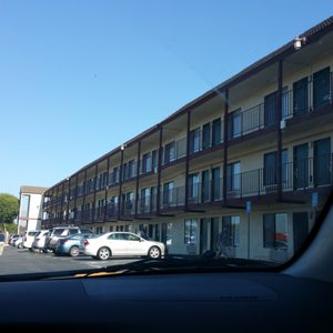 Best Western Surf City 84 Photos 96 Reviews Hotels 19360 Beach Blvd Huntington Beach Ca Phone Number Yelp