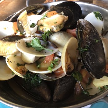 Rusticucina - Clams and mussels - Italian Near Me - San Diego, California