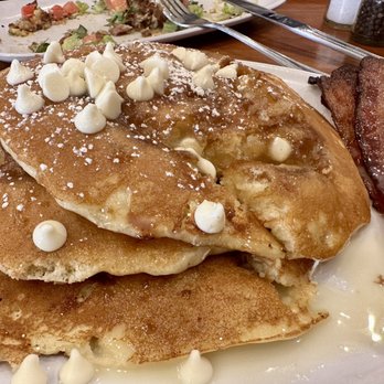 Ruby Slipper Decatur - Overly sweet white chocolate bread pudding pancakes - Breakfast & Brunch Near Me - New Orleans, Louisiana