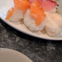 I ordered sushi, not rice balls I ordered sushi, not rice balls