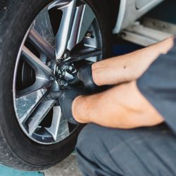 Tire & Wheel King