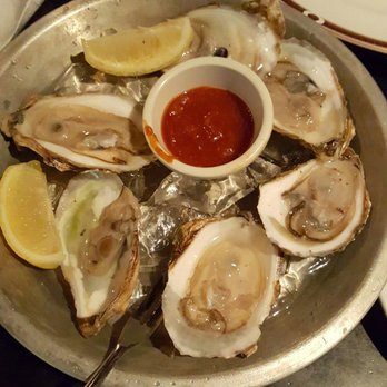 Stakeout Dining Room & Lounge - Oysters - Lounges Near Me - Stouffville, Ontario Stakeout Dining Room & Lounge - Oysters - Lounges Near Me - Stouffville, Ontario