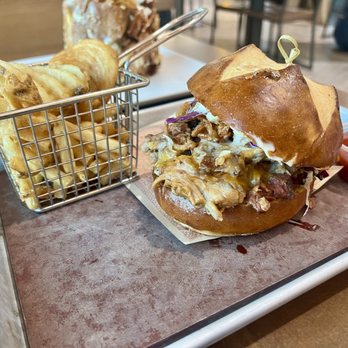 Guy Fieri's Flavortown Kitchen & Bar - Pulled pork and fries - Bars Near Me - Newark, New Jersey Guy Fieri's Flavortown Kitchen & Bar - Pulled pork and fries - Bars Near Me - Newark, New Jersey