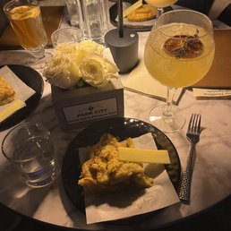 Thyme to Summit cocktail is truly for thyme lovers! Also pictured: Apple pie with crumble topping
