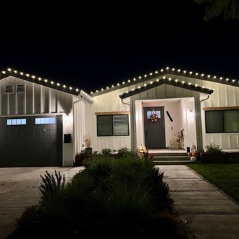 Santa's Lighting Experts - Holiday Decorating Services Near Me Santa's Lighting Experts - Holiday Decorating Services Near Me