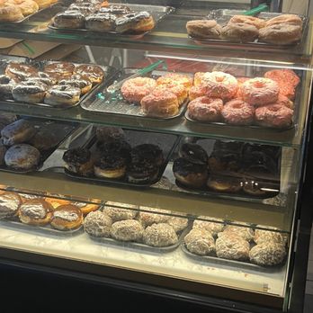Elijah’s Automatic - Donut Rack - Burgers Near Me - Etobicoke, Ontario