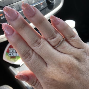Aye Salon - Almond shaped nails - Hair Salons Near Me - Elk Grove, California