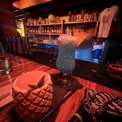 Holy Diver Tiki Lounge - Beautiful drinks