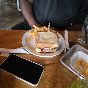 Element Gastropub - Vegetarian Near Me - Raleigh, North Carolina