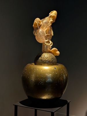 Chihuly Garden and Glass by null