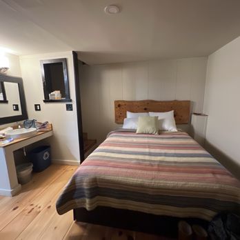 The Trailside Inn - Hotels Near Me - Killington, Vermont