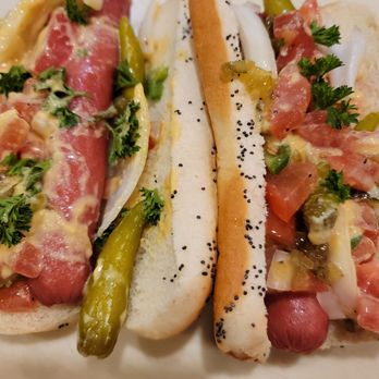 Perk N Pickle - Chicago Dog - Food Trucks Near Me - Elgin, Illinois